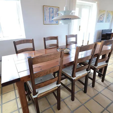 2 Bedroom Amazing In Fano 別荘 *