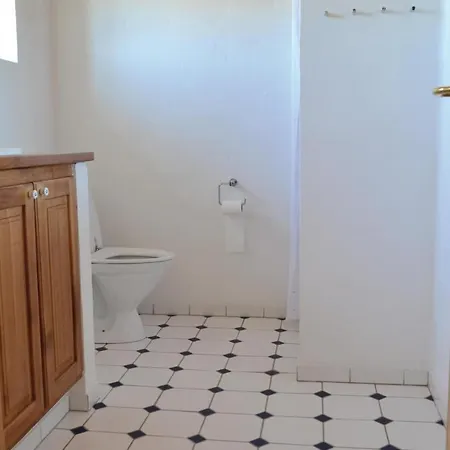 2 Bedroom Amazing In Fano 別荘